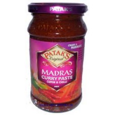 Pataks Madras curry paste hot  -
